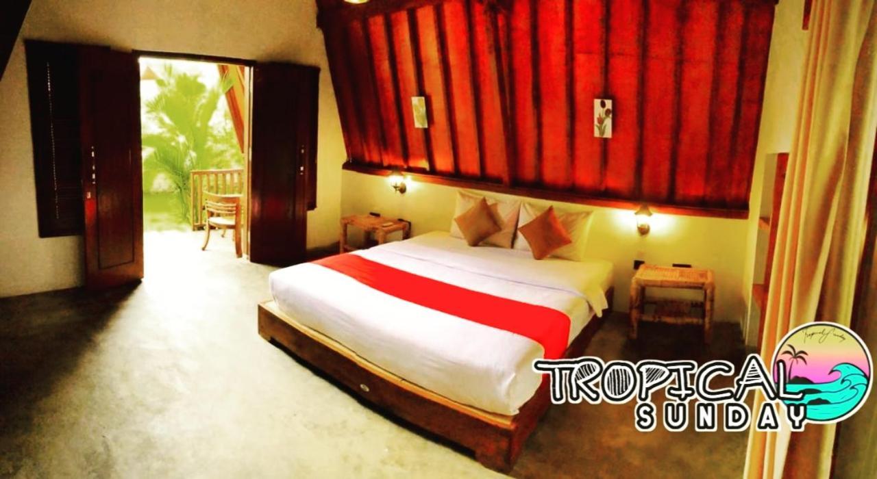 סלונג בלנאק Tropical Sunday Bungalow - Surf And Stay מראה חיצוני תמונה