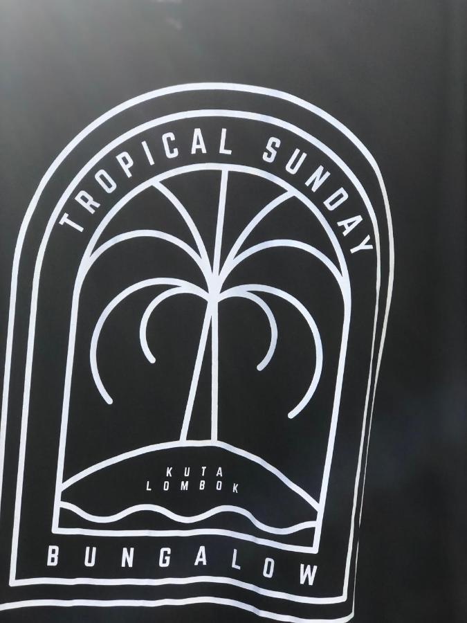 סלונג בלנאק Tropical Sunday Bungalow - Surf And Stay מראה חיצוני תמונה